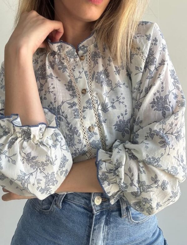 Blusa Flores Azules